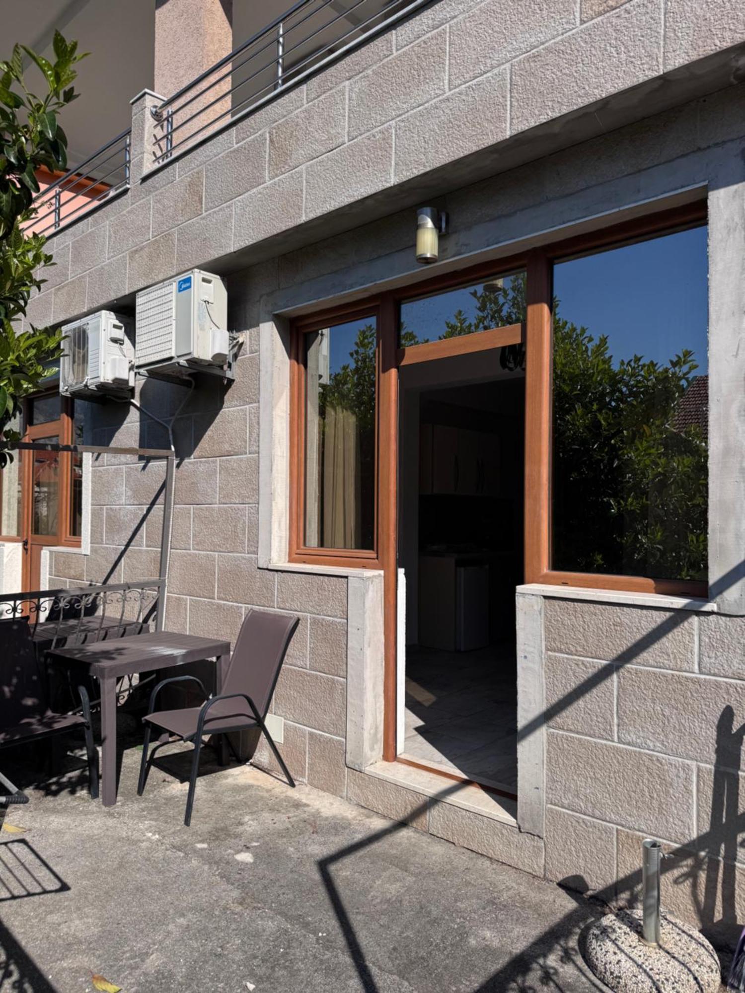 Bocche Di Cattaro Studios Экстерьер фото